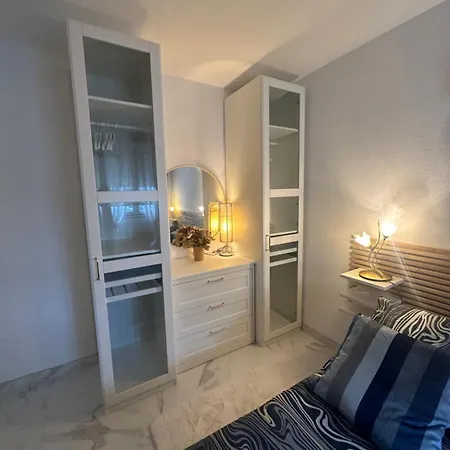 Tres Beau Trois Pieces Avec Vue Degagee Et Parking Prive Souterrain