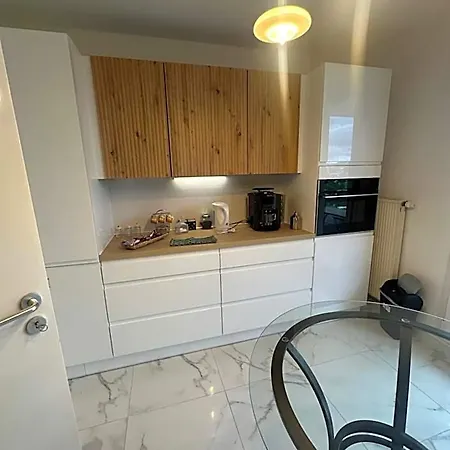 Διαμέρισμα Tres Beau Trois Pieces Avec Vue Degagee *